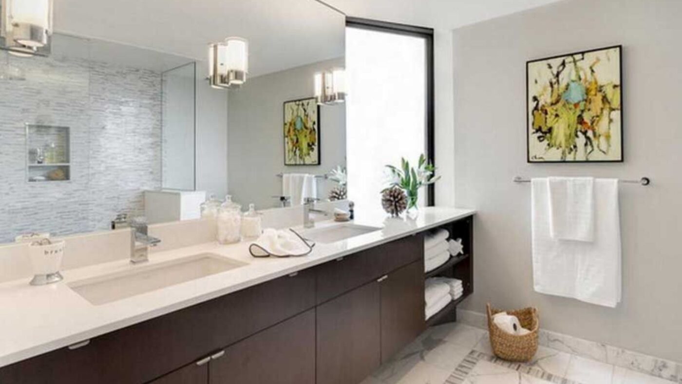 How to Maintain and Clean Your Bathroom Glass Doors